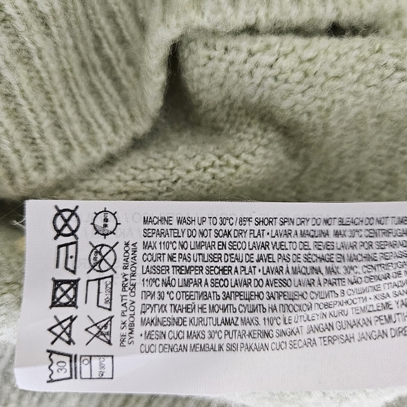 MNG Mango Sweater Tank Green Floral Embroidered Y2K Knit Shirt Medium - Picture 7 of 7